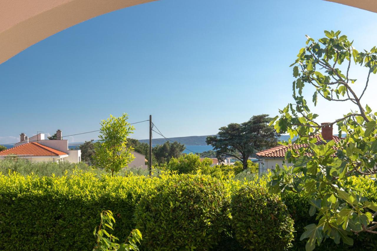 Apartment Lavanda With Beautiful Garden Krk Town Zewnętrze zdjęcie